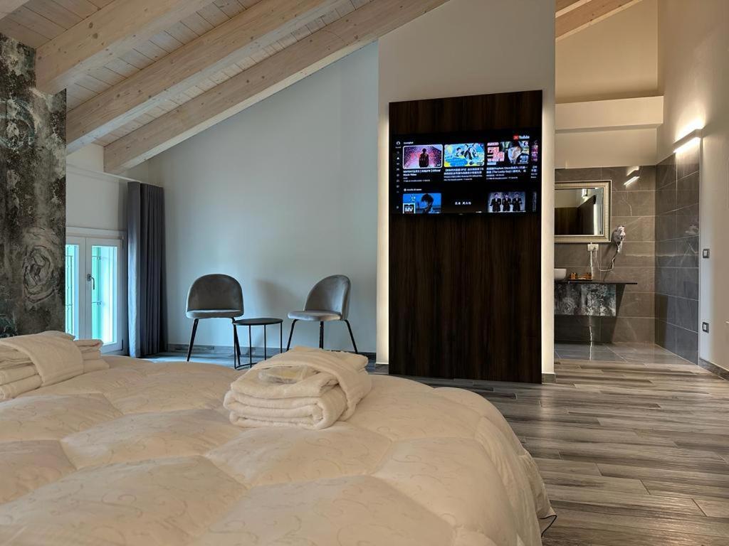 Royal Garden Luxury Rooms Padova Ngoại thất bức ảnh