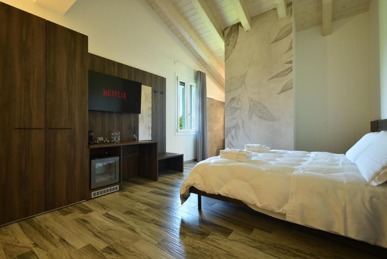 Royal Garden Luxury Rooms Padova Ngoại thất bức ảnh