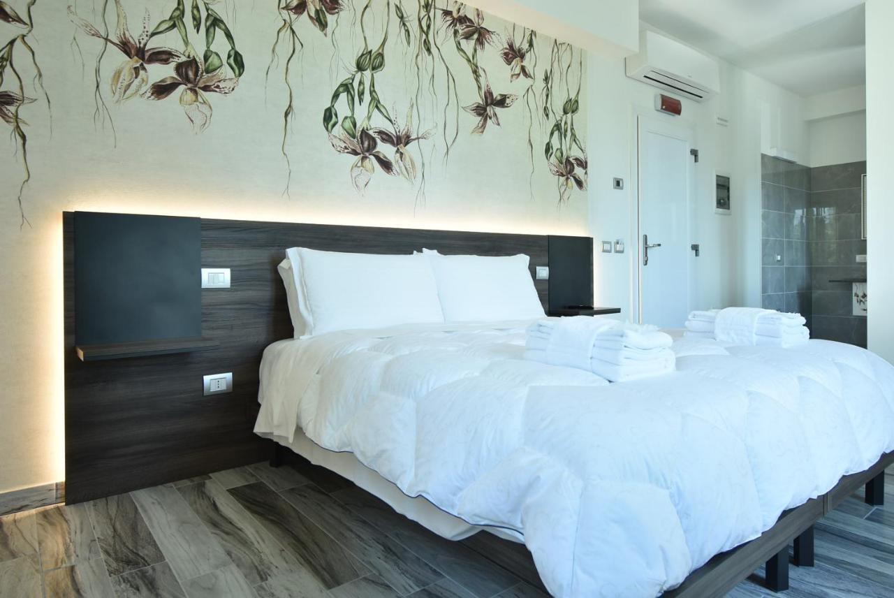 Royal Garden Luxury Rooms Padova Ngoại thất bức ảnh