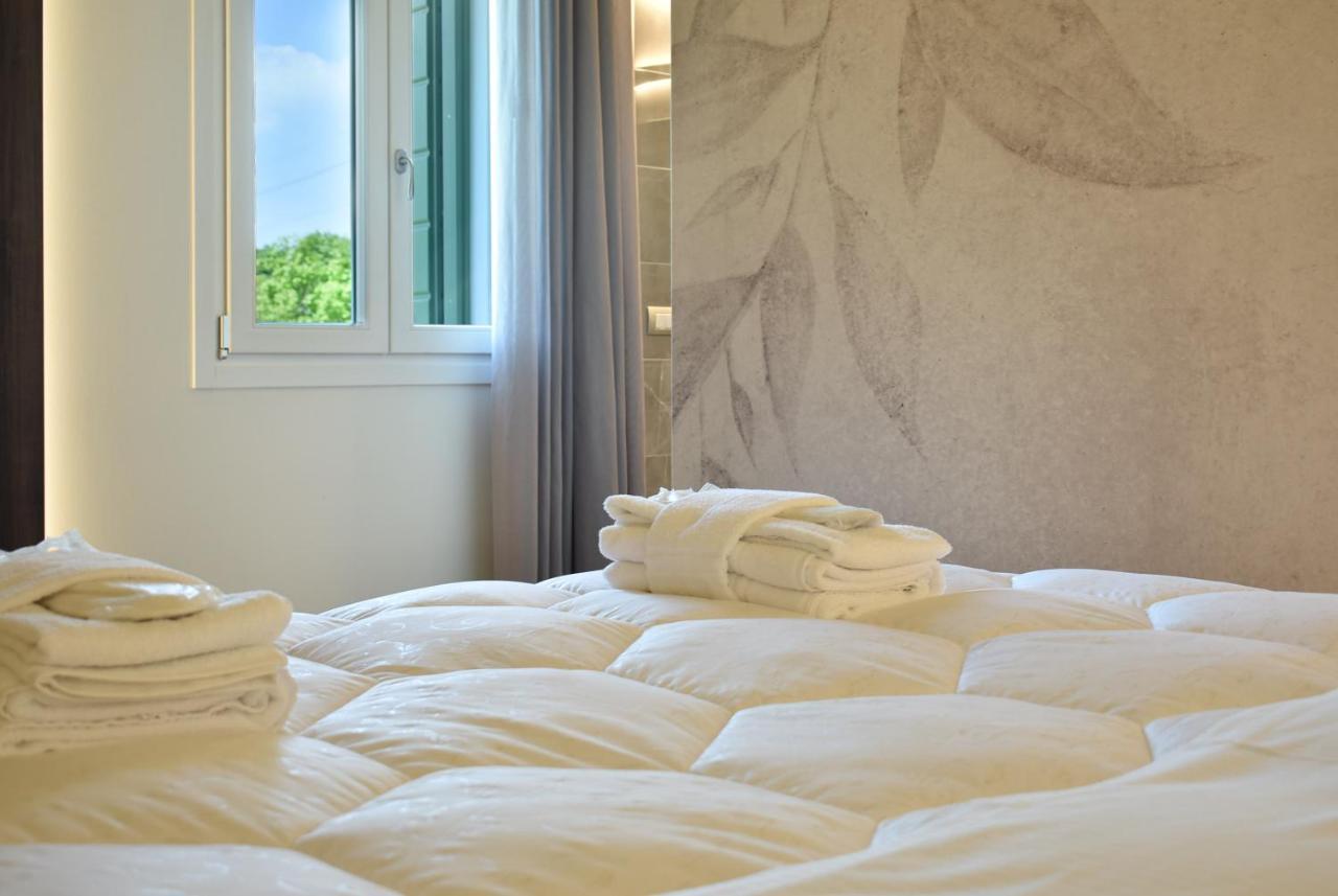 Royal Garden Luxury Rooms Padova Ngoại thất bức ảnh