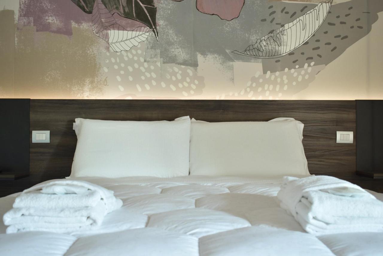 Royal Garden Luxury Rooms Padova Ngoại thất bức ảnh