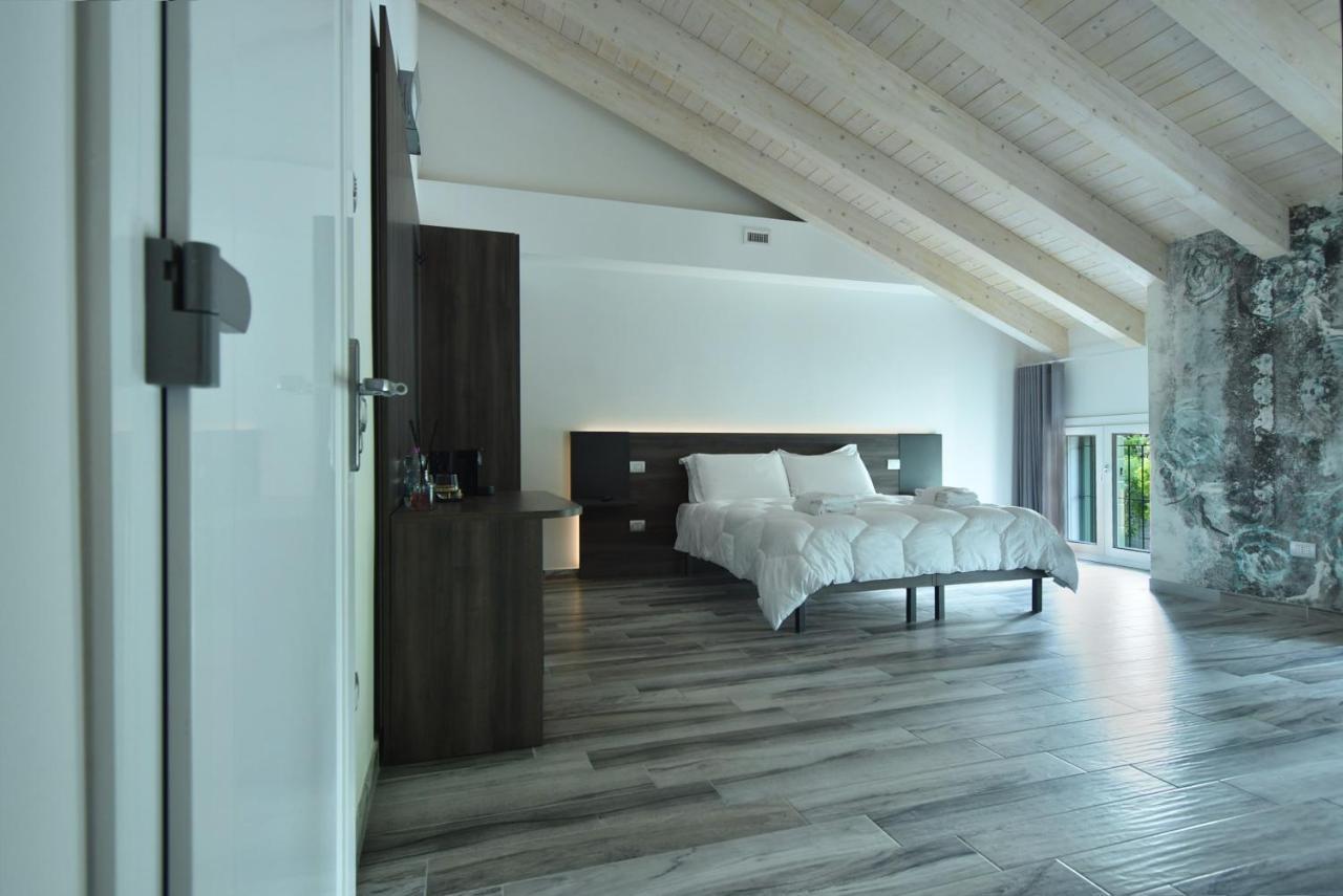 Royal Garden Luxury Rooms Padova Ngoại thất bức ảnh